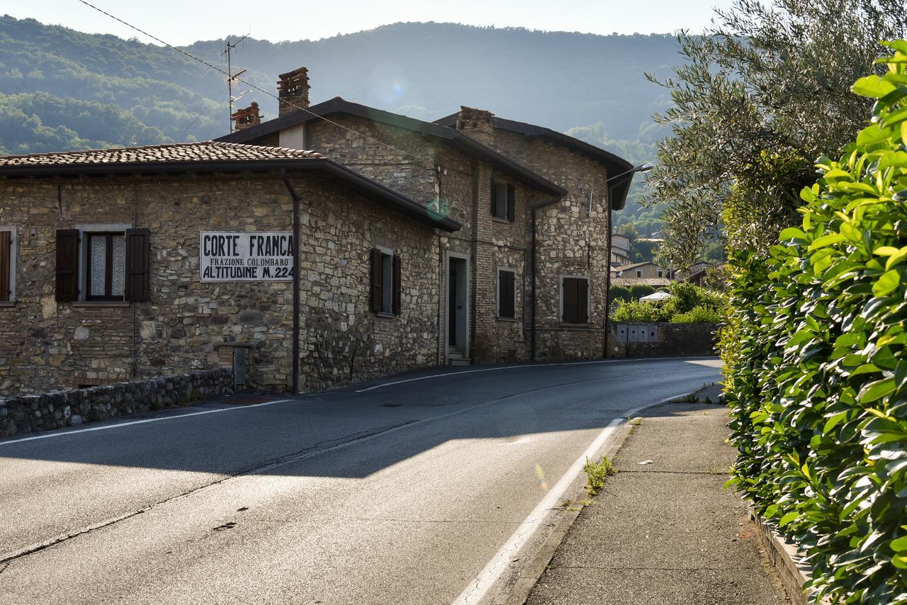 La Terrazza Sulle Vigne B&B Corte Franca Extérieur photo